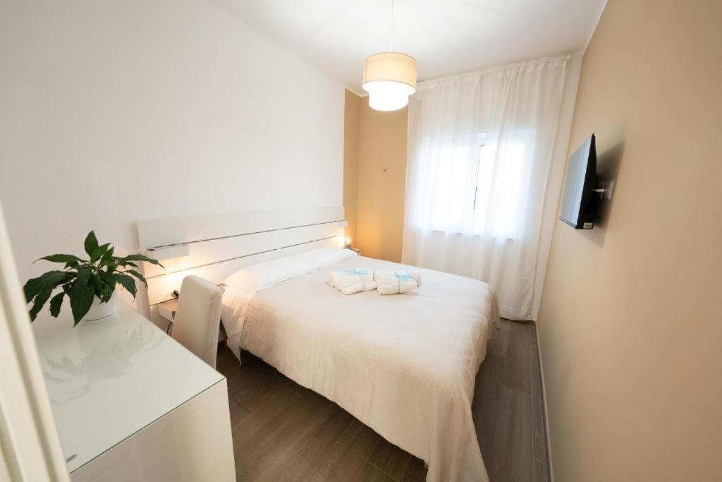 Palazzo Ennio Hotel Бари Екстериор снимка