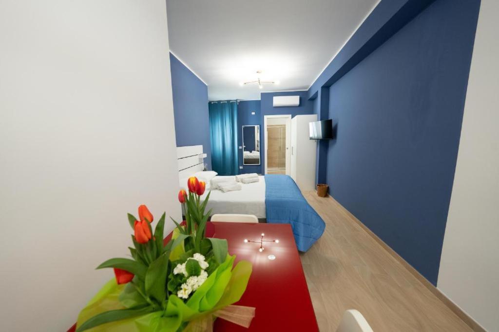 Palazzo Ennio Hotel Бари Екстериор снимка